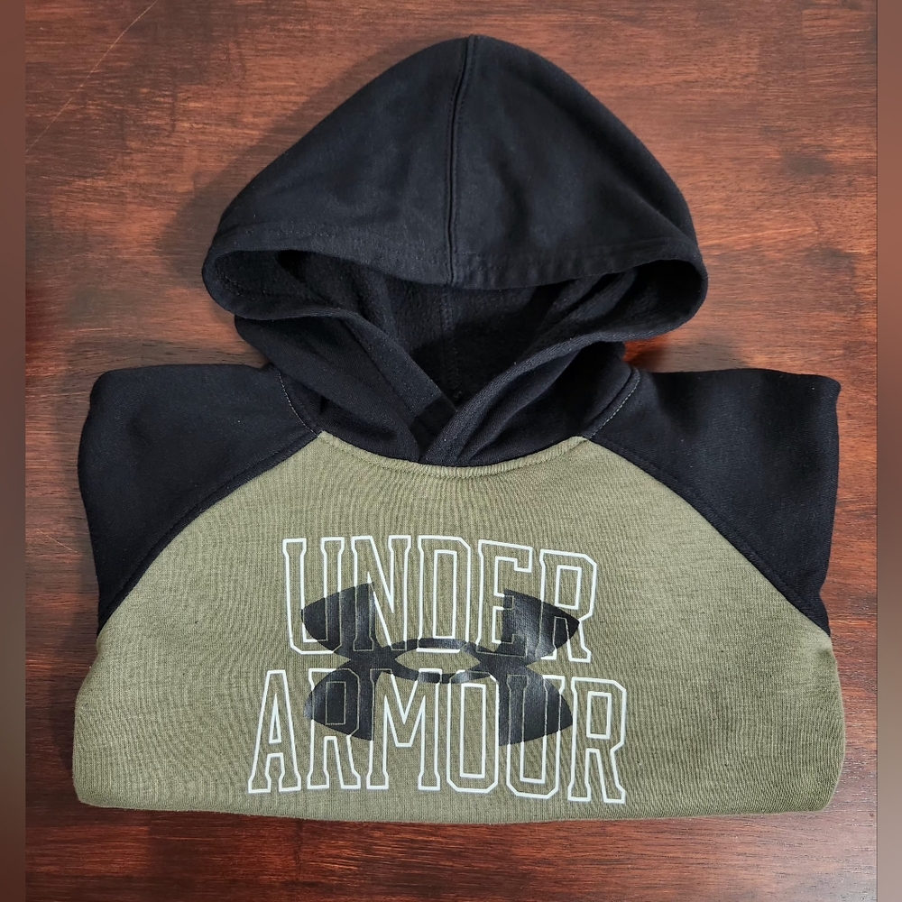 ‼️3 for $13‼️Boys Under Armour Hoodie